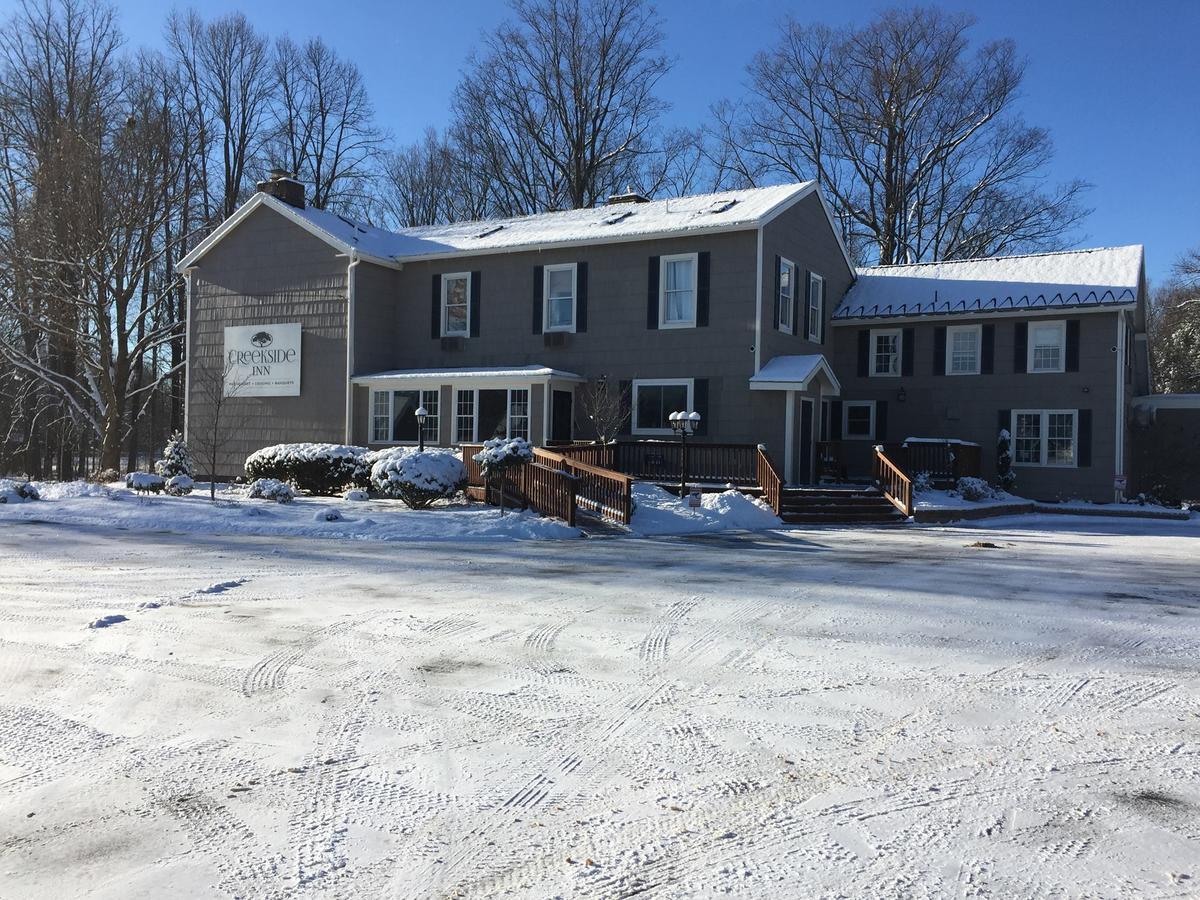 Creekside Inn Oneida Экстерьер фото