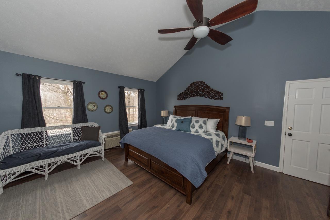 Creekside Inn Oneida Экстерьер фото
