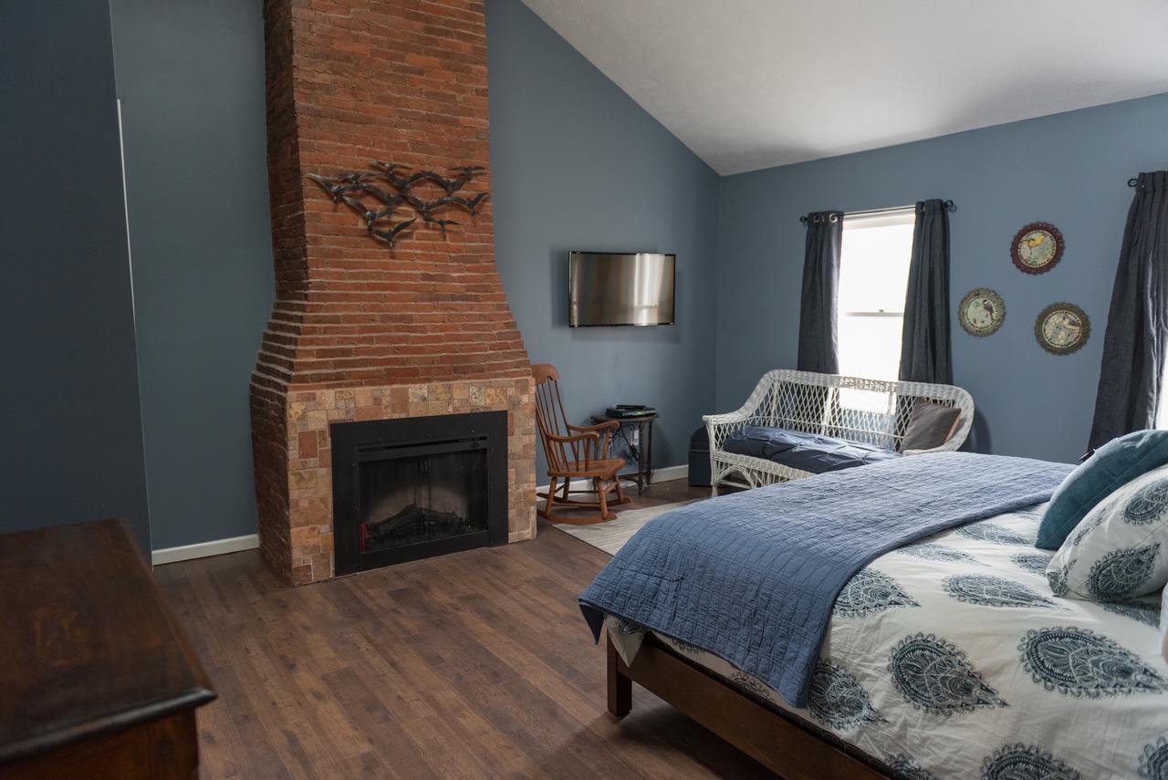 Creekside Inn Oneida Экстерьер фото